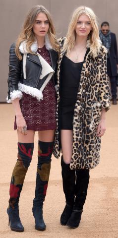 Burberry_Cara_Del_and_Lily_Donaldson__Autumn_Winter_2015.jpg