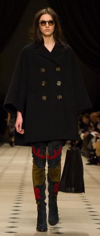 Burberry_Womenswear_Autumn_Winter_2015_Collection_-_Look_20.jpg