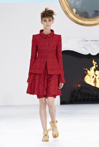 CHANEL_AW_14_16.jpg