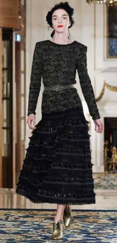 Chanel_16_17A67.fashionImg.look-sheet.hi_%282%29.jpg