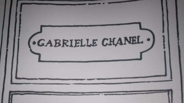 Chanel_Mademoiselle_Prive_11.JPG