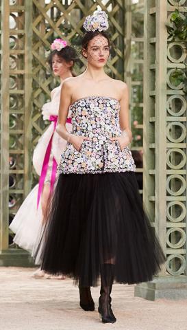 Chanel_SS18_29.jpg