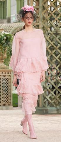 Chanel_SS18_33.jpg