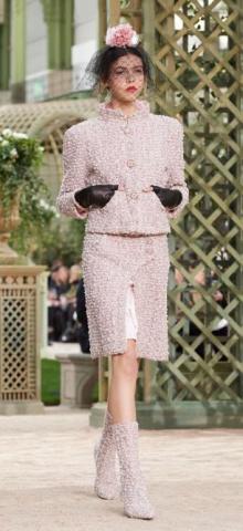 Chanel_SS18_6.jpg