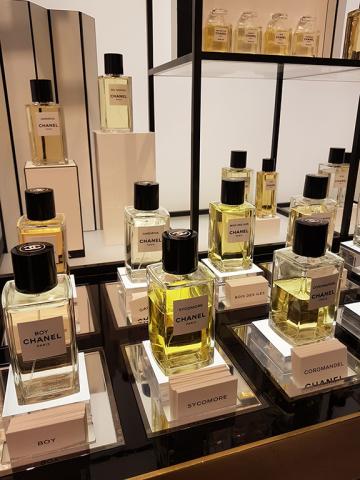 Chanel_les_Exclusifs_de__Chanel_3a.jpg