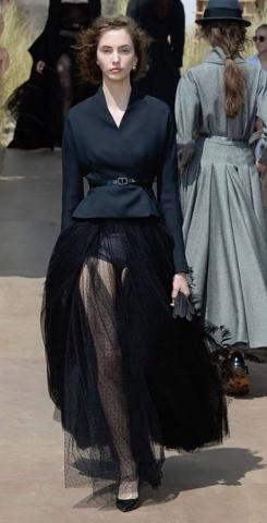 Dior_AW_17_18_16.jpg