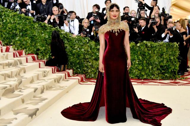 Met_2018_priyanka-chopra-1525776902_%281%29_Ralph_Lauren.jpg