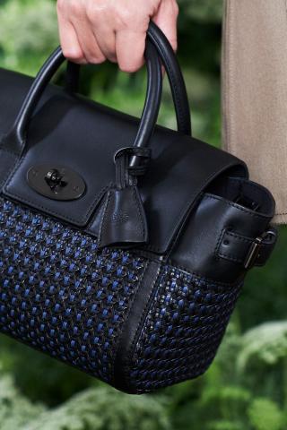 Mulberry_SS15_Mini-Bayswater-Buckle-detail.jpg