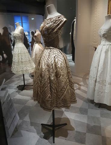 Paris_Dior_Autumn_17_50.jpg