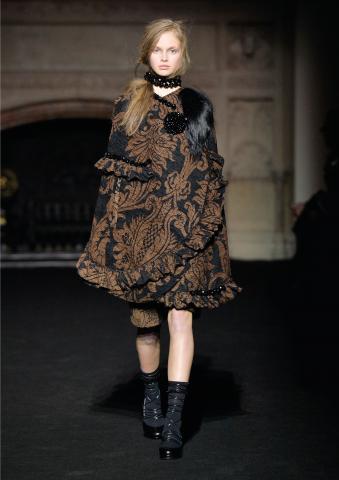 SIMONE_ROCHA_AW15_3.jpg