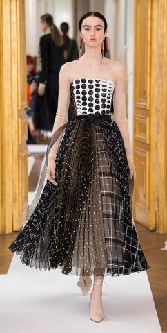 Schiaparelli_HC_FW17-18_look10a.jpg