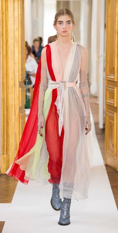 Schiaparelli_HC_FW17-18_look21a.jpg