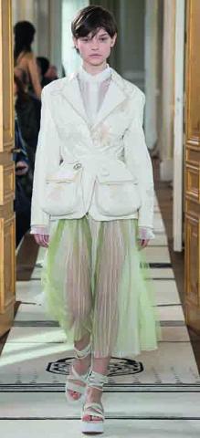 Schiaparelli_PE2018_Look_16a.jpg