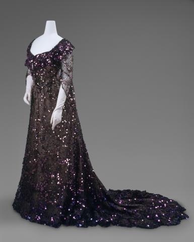 The_Met_2014_6._Evening_Dress%2C_1902.jpg
