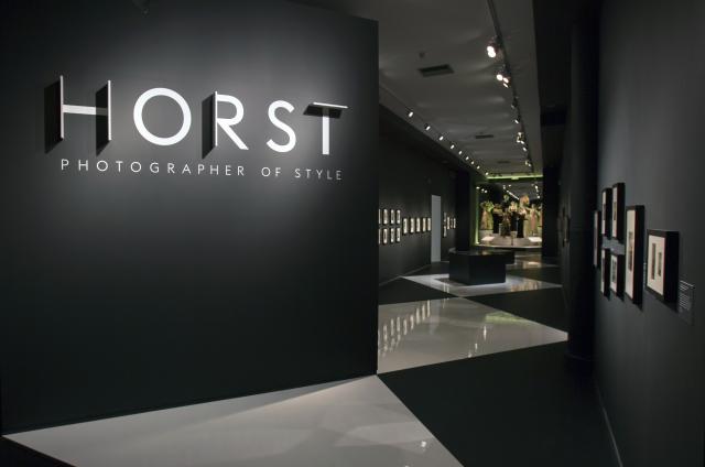 V%26A_Horst_12_Installation_image_of_Horst_-_Photographer_of_Style_.jpg