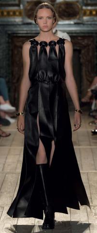 VALENTINO_HC_FW1617_15.jpg