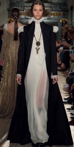 VALENTINO_HC_FW1617_44.jpg