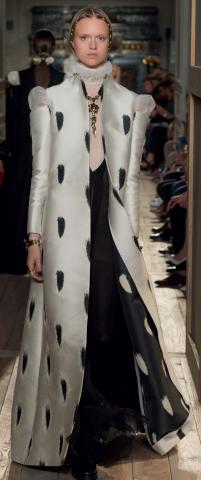 VALENTINO_HC_FW1617_45.jpg