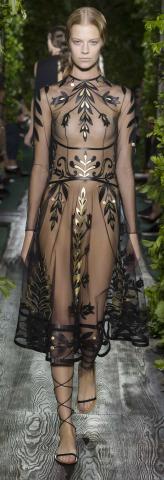 Val-04-haute-couture-fall-winter-2014-15.jpg