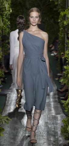 Val-12-haute-couture-fall-winter-2014-15.jpg