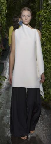 Val-16-haute-couture-fall-winter-2014-15.jpg