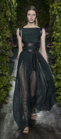 Val-25-haute-couture-fall-winter-2014-15.jpg