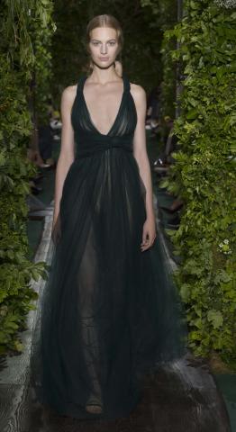 Val-27-haute-couture-fall-winter-2014-15.jpg