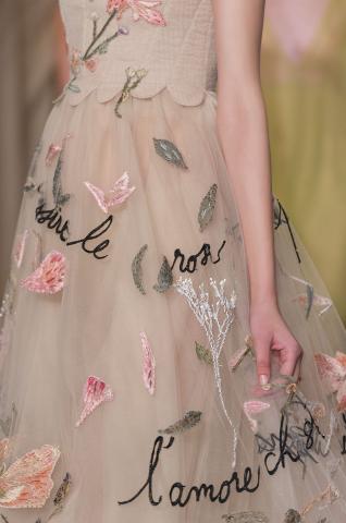 Val_HAUTE_COUTURE_SS15_DETT_43.jpg