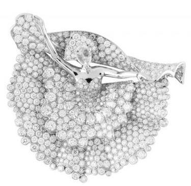 Van-Cleef-%26-Arpels_Diamond-dancer-decor-clip_Le-Bal-du-Palais-dhiver_BD_3125.jpg