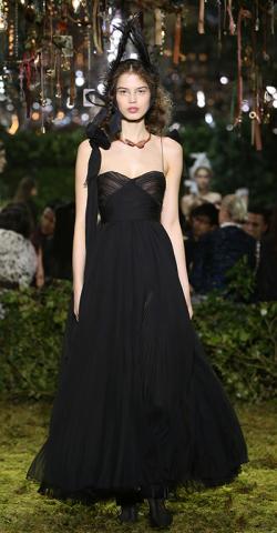 women_Dior_HC_SS17_21.jpg